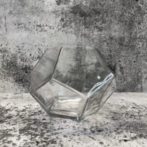 vase hexagone 8x6